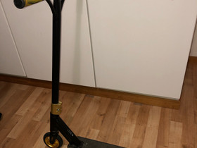Warp potkulauta, Muu urheilu ja ulkoilu, Urheilu ja ulkoilu, Helsinki, Tori.fi Warp potkulauta, Muu urheilu ja ulkoilu, Urheilu ja ulkoilu, Helsinki, Tori.fi