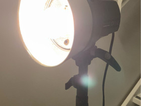 Elinchrom D-Lite RX One studiosalama, Valokuvaustarvikkeet, Kamerat ja valokuvaus, Espoo, Tori.fi Elinchrom D-Lite RX One studiosalama, Valokuvaustarvikkeet, Kamerat ja valokuvaus, Espoo, Tori.fi