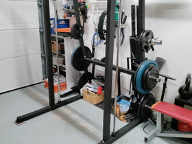Dinox smith-laite /kyykkyteline, Kuntoilu ja fitness, Urheilu ja ulkoilu, Salo, Tori.fi Dinox smith-laite /kyykkyteline, Kuntoilu ja fitness, Urheilu ja ulkoilu, Salo, Tori.fi