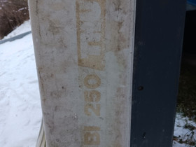 Thule boksi, Kattotelineet ja boksit, Auton varaosat ja tarvikkeet, Muurame, Tori.fi Thule boksi, Kattotelineet ja boksit, Auton varaosat ja tarvikkeet, Muurame, Tori.fi