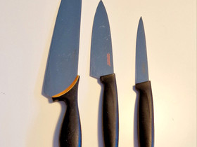 Fiskars keittiöveitset pakettina, Ruokailuastiat ja aterimet, Keittiötarvikkeet ja astiat, Jyväskylä, Tori.fi Fiskars keittiöveitset pakettina, Ruokailuastiat ja aterimet, Keittiötarvikkeet ja astiat, Jyväskylä, Tori.fi