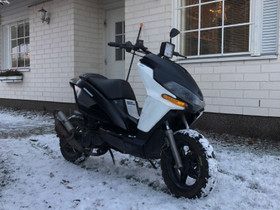 Benelli 49x skootteri nastarenkailla, Mopot, Moto, Seinäjoki, Tori.fi Benelli 49x skootteri nastarenkailla, Mopot, Moto, Seinäjoki, Tori.fi