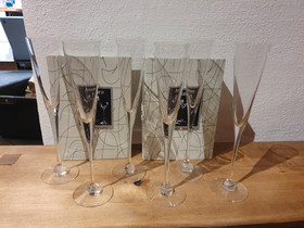 Iittala Aurora kuohuviinilasit, Kahvikupit, mukit ja lasit, Keittiötarvikkeet ja astiat, Mikkeli, Tori.fi Iittala Aurora kuohuviinilasit, Kahvikupit, mukit ja lasit, Keittiötarvikkeet ja astiat, Mikkeli, Tori.fi