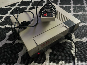 Nintendo 8-bit konsoli ja Super Mario Bros peli, Pelikonsolit ja pelaaminen, Viihde-elektroniikka, Jyväskylä, Tori.fi Nintendo 8-bit konsoli ja Super Mario Bros peli, Pelikonsolit ja pelaaminen, Viihde-elektroniikka, Jyväskylä, Tori.fi