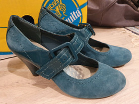 Clarks nahkakorkkarit, koko 4,5, Vaatteet ja kengät, Jyväskylä, Tori.fi Clarks nahkakorkkarit, koko 4,5, Vaatteet ja kengät, Jyväskylä, Tori.fi