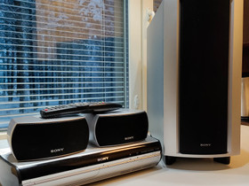 Sony kotiteatteri, Kotiteatterit ja DVD-laitteet, Viihde-elektroniikka, Kittilä, Tori.fi Sony kotiteatteri, Kotiteatterit ja DVD-laitteet, Viihde-elektroniikka, Kittilä, Tori.fi