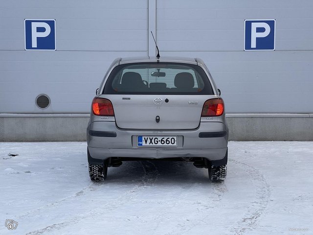 Toyota Yaris 23
