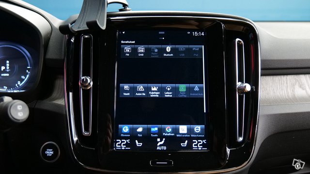 Volvo XC40 10