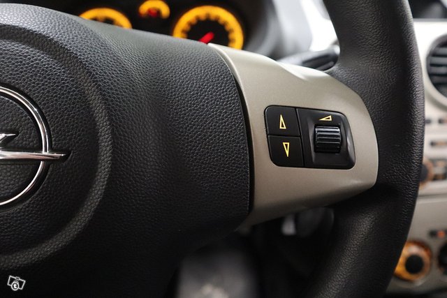 Opel Corsa 14