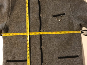 GIESSWEIN austrian wool blazer 52, Vaatteet ja kengät, Turku, Tori.fi GIESSWEIN austrian wool blazer 52, Vaatteet ja kengät, Turku, Tori.fi