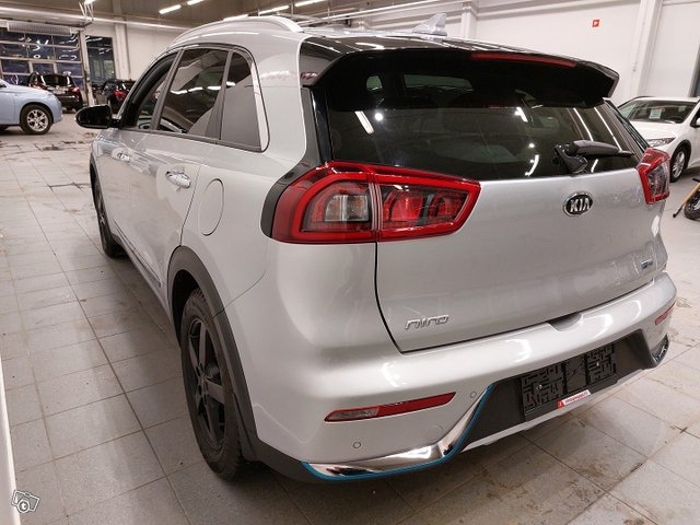 Kia Niro Plug-in 8