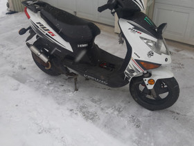 Keeway ry6 vm. 2012 mopo skootteri, Skootterit, Moto, Loppi, Tori.fi Keeway ry6 vm. 2012 mopo skootteri, Skootterit, Moto, Loppi, Tori.fi