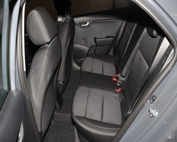 Kia RIO 11