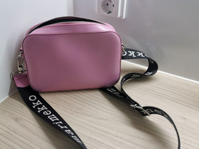 Marimekko pinkki gratha, Laukut ja hatut, Asusteet ja kellot, Alavus, Tori.fi Marimekko pinkki gratha, Laukut ja hatut, Asusteet ja kellot, Alavus, Tori.fi