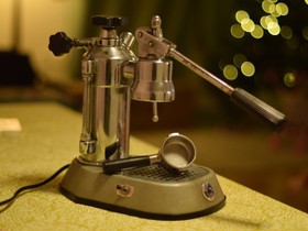 1960s V1 La Pavoni Europiccola, Muut keittiötarvikkeet, Keittiötarvikkeet ja astiat, Helsinki, Tori.fi 1960s V1 La Pavoni Europiccola, Muut keittiötarvikkeet, Keittiötarvikkeet ja astiat, Helsinki, Tori.fi