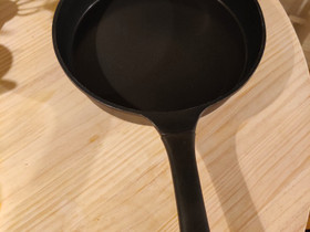 Heirol 28 cm kasari, Keittiövälineet, Keittiötarvikkeet ja astiat, Helsinki, Tori.fi Heirol 28 cm kasari, Keittiövälineet, Keittiötarvikkeet ja astiat, Helsinki, Tori.fi