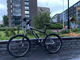 Trek maastopyörä, Maastopyörät, Polkupyörät ja pyöräily, Espoo, Tori.fi Trek maastopyörä, Maastopyörät, Polkupyörät ja pyöräily, Espoo, Tori.fi