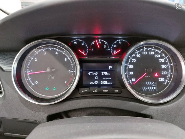 Peugeot 508 11