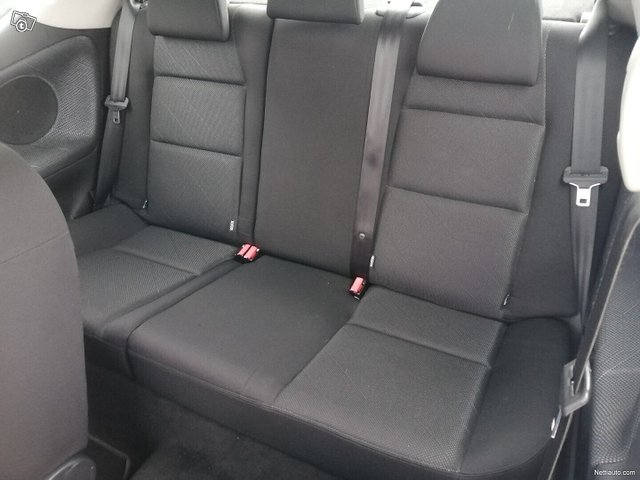 Peugeot 207 6