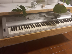 Yamaha Sähköpiano + lipastolaatikko, Pianot, urut ja koskettimet, Musiikki ja soittimet, Kotka, Tori.fi