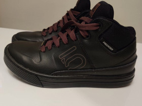 Adidas Five Ten Freerider EPS Mid, 38, Pyörätarvikkeet ja kypärät, Polkupyörät ja pyöräily, Kouvola, Tori.fi Adidas Five Ten Freerider EPS Mid, 38, Pyörätarvikkeet ja kypärät, Polkupyörät ja pyöräily, Kouvola, Tori.fi
