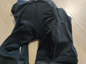 Pyöräilyshortsit, S-koko, Pyörätarvikkeet ja kypärät, Polkupyörät ja pyöräily, Tampere, Tori.fi Pyöräilyshortsit, S-koko, Pyörätarvikkeet ja kypärät, Polkupyörät ja pyöräily, Tampere, Tori.fi