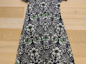 Marimekko Veroinen Junannus -mekko 36, Vaatteet ja kengät, Vaasa, Tori.fi Marimekko Veroinen Junannus -mekko 36, Vaatteet ja kengät, Vaasa, Tori.fi