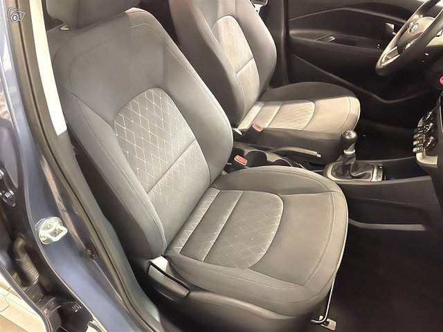 Kia Rio 10