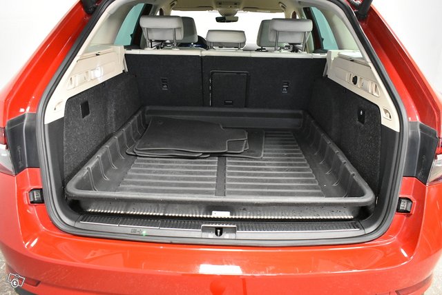 Skoda Superb 23