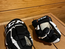 CCM jääkiekkohanskat jr 11, Jääkiekko ja luistelu, Urheilu ja ulkoilu, Turku, Tori.fi CCM jääkiekkohanskat jr 11, Jääkiekko ja luistelu, Urheilu ja ulkoilu, Turku, Tori.fi