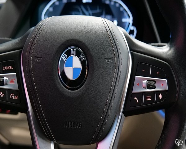 BMW X5 25