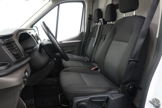 Ford Transit 10