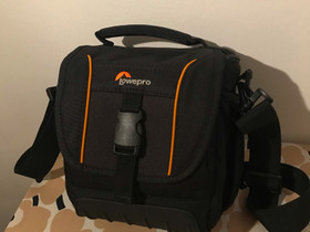 Lowepro kameralaukku, Valokuvaustarvikkeet, Kamerat ja valokuvaus, Tampere, Tori.fi Lowepro kameralaukku, Valokuvaustarvikkeet, Kamerat ja valokuvaus, Tampere, Tori.fi
