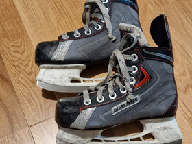 Luistimet koko 32, Jääkiekko ja luistelu, Urheilu ja ulkoilu, Kuopio, Tori.fi Luistimet koko 32, Jääkiekko ja luistelu, Urheilu ja ulkoilu, Kuopio, Tori.fi