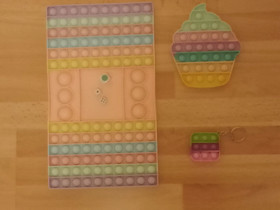 Pop it -peli, cupcake-pop it ja avaimenperä, Lelut ja pelit, Lastentarvikkeet ja lelut, Espoo, Tori.fi Pop it -peli, cupcake-pop it ja avaimenperä, Lelut ja pelit, Lastentarvikkeet ja lelut, Espoo, Tori.fi