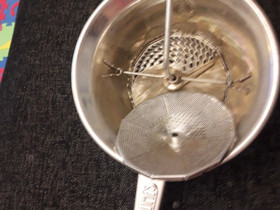 Raastin, Keittiövälineet, Keittiötarvikkeet ja astiat, Tampere, Tori.fi Raastin, Keittiövälineet, Keittiötarvikkeet ja astiat, Tampere, Tori.fi