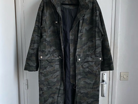 Pitkä päällystakki (armeijan vihreä / army green), Vaatteet ja kengät, Helsinki, Tori.fi Pitkä päällystakki (armeijan vihreä / army green), Vaatteet ja kengät, Helsinki, Tori.fi