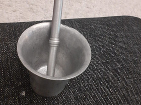 Kulho ja murskajaa, Muut keittiötarvikkeet, Keittiötarvikkeet ja astiat, Tampere, Tori.fi Kulho ja murskajaa, Muut keittiötarvikkeet, Keittiötarvikkeet ja astiat, Tampere, Tori.fi