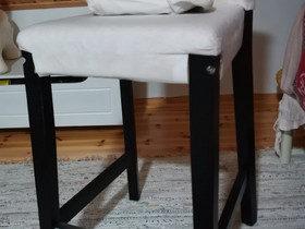 Henriksdal baarituoli, Pöydät ja tuolit, Sisustus ja huonekalut, Kangasala, Tori.fi Henriksdal baarituoli, Pöydät ja tuolit, Sisustus ja huonekalut, Kangasala, Tori.fi