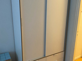 Ikea Trysil vaatekaappi, Hyllyt ja säilytys, Sisustus ja huonekalut, Helsinki, Tori.fi Ikea Trysil vaatekaappi, Hyllyt ja säilytys, Sisustus ja huonekalut, Helsinki, Tori.fi