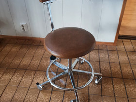 Ergonominen tuoli, Pöydät ja tuolit, Sisustus ja huonekalut, Liperi, Tori.fi Ergonominen tuoli, Pöydät ja tuolit, Sisustus ja huonekalut, Liperi, Tori.fi