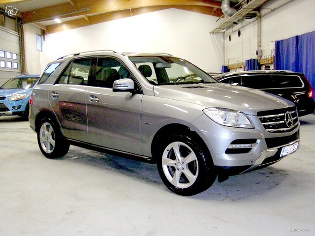 Mercedes-Benz ML 4