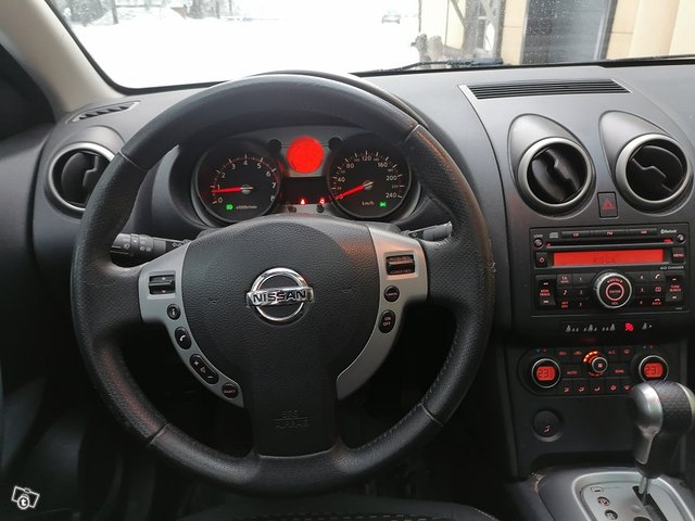 Nissan Qashqai 8