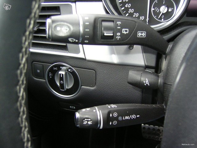 Mercedes-Benz GL 12