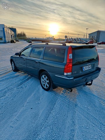 Volvo V70 2