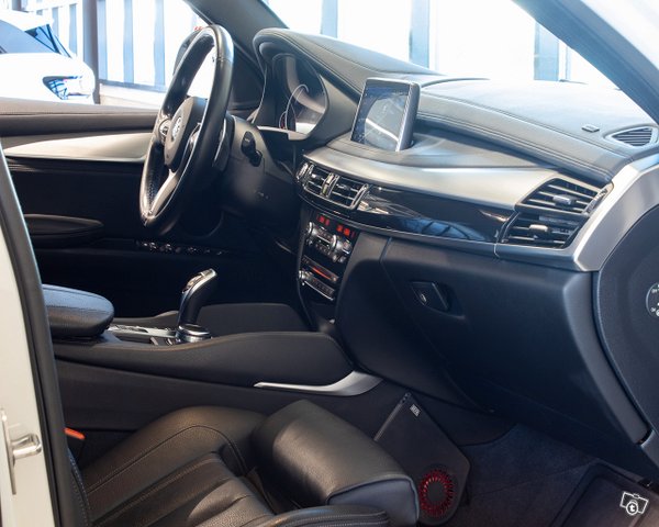 BMW X6 18
