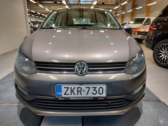 Volkswagen Polo 2