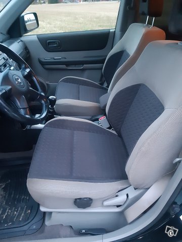 Nissan X-Trail 7