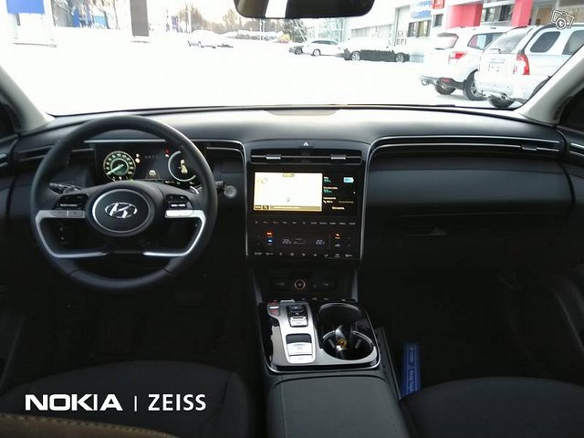HYUNDAI Tucson 11
