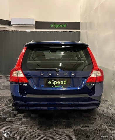 Volvo V70 3